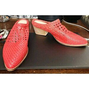 Size 10 Musse & Cloud Red Basket Weave Woven Block Heel Mules